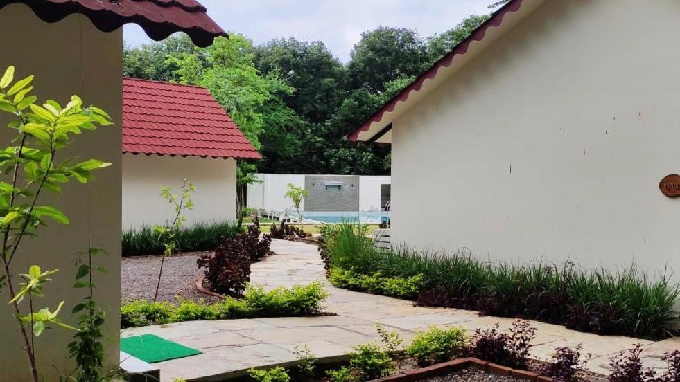 Aranya Vilas - A Nature Resort Udaipur Dış mekan fotoğraf