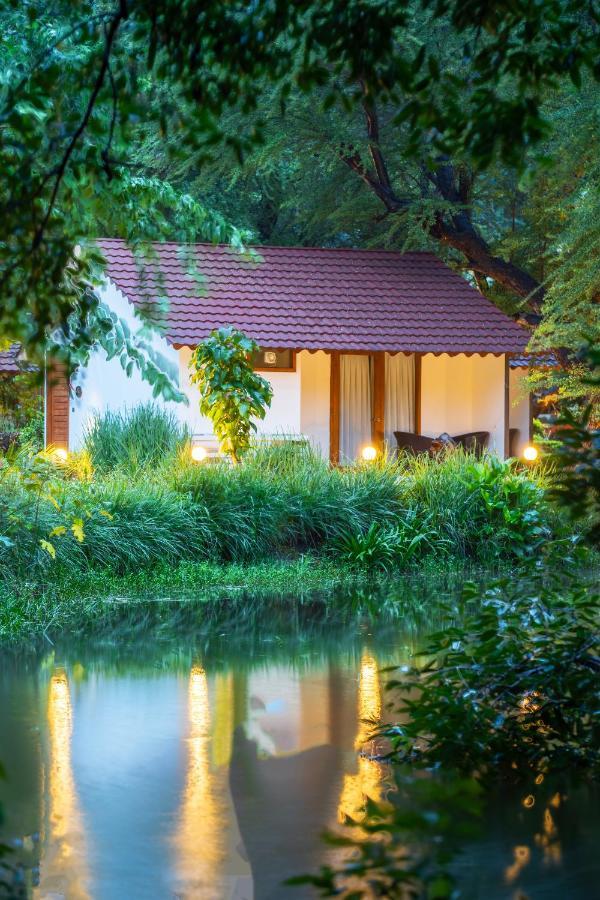 Aranya Vilas - A Nature Resort Udaipur Dış mekan fotoğraf